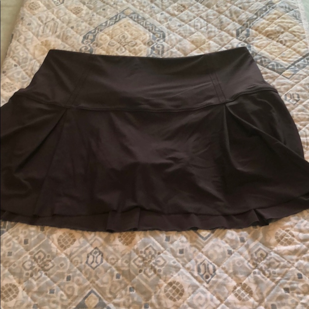 Plum Lululemon running skirt - 8